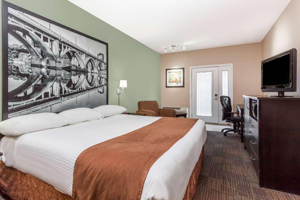 Super 8 By Wyndham Saskatoon Near Saskatoon Airport Quarto foto